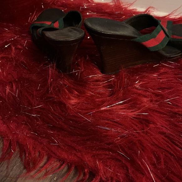 Authentic GUCCI WEDGES - Picture 3 of 6